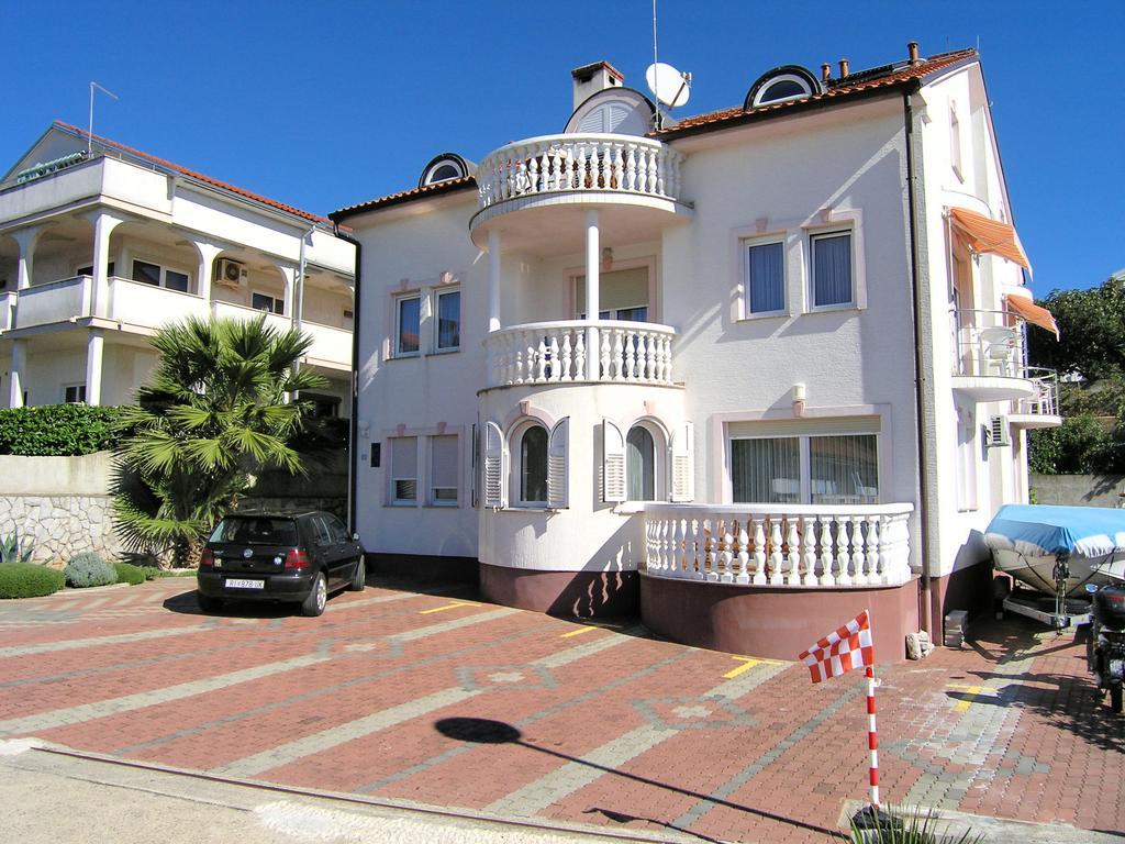 Apartments Kristina 크르크 외부 사진